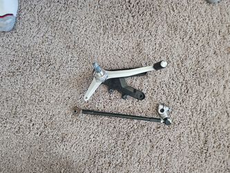 BMW 1000 RR Left PEG/ SHIFTER/ & CONNECTING ROD