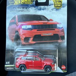 Hot Wheels Premium  Jeep Grand Cherokee Trackhawk 