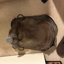 Saddle