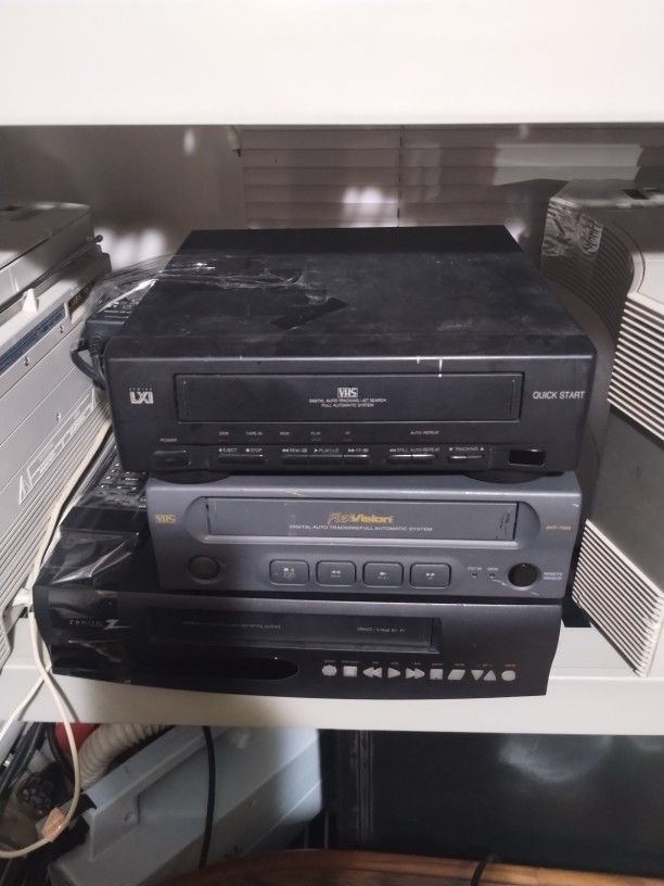 VHS Players