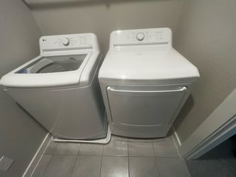 LG WASHER AND DRYER