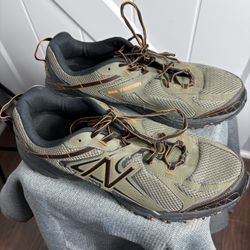 New Balance All Terrain Sneakers MT411DO2 Made In Vietnam Size 15