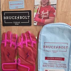 Bruce  Bolt Batting Gloves
