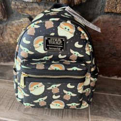 Disney Star Wars Baby Yoda Loungefly Mini Backpack