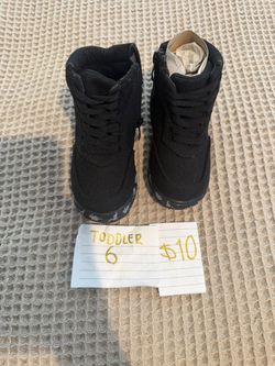 Black Toddler  Sneakers Size 6