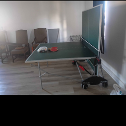 pong table like new