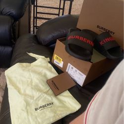 BURBERRY SLIDES SANDLES Brand NEW!!