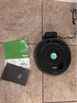 iRobot Roomba 675 Vacuuming Robot