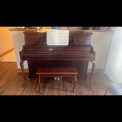 Baldwin Upright piano