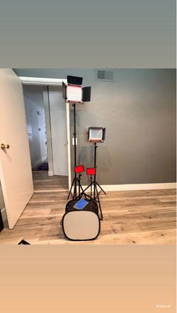 LED Video Lighting Kit with Stands and Reflector