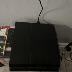PS4 Regular 