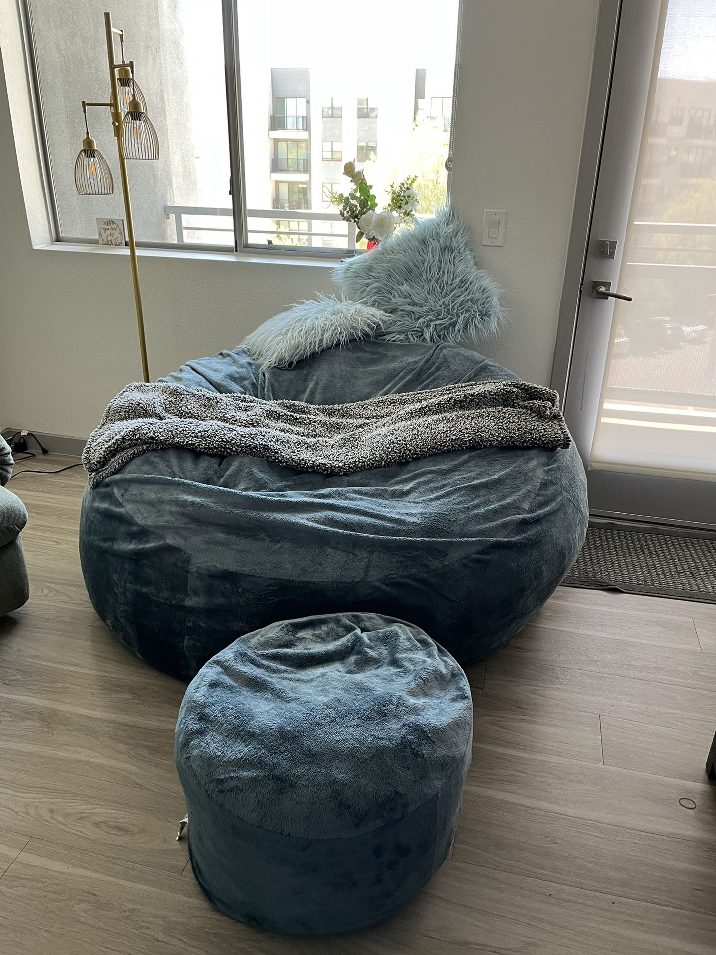 Oversized Bean Bag With Footstool (6ft)