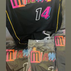 Tyler Herro Jersey ! Small & XL