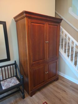 TV Cabinet / Armoire