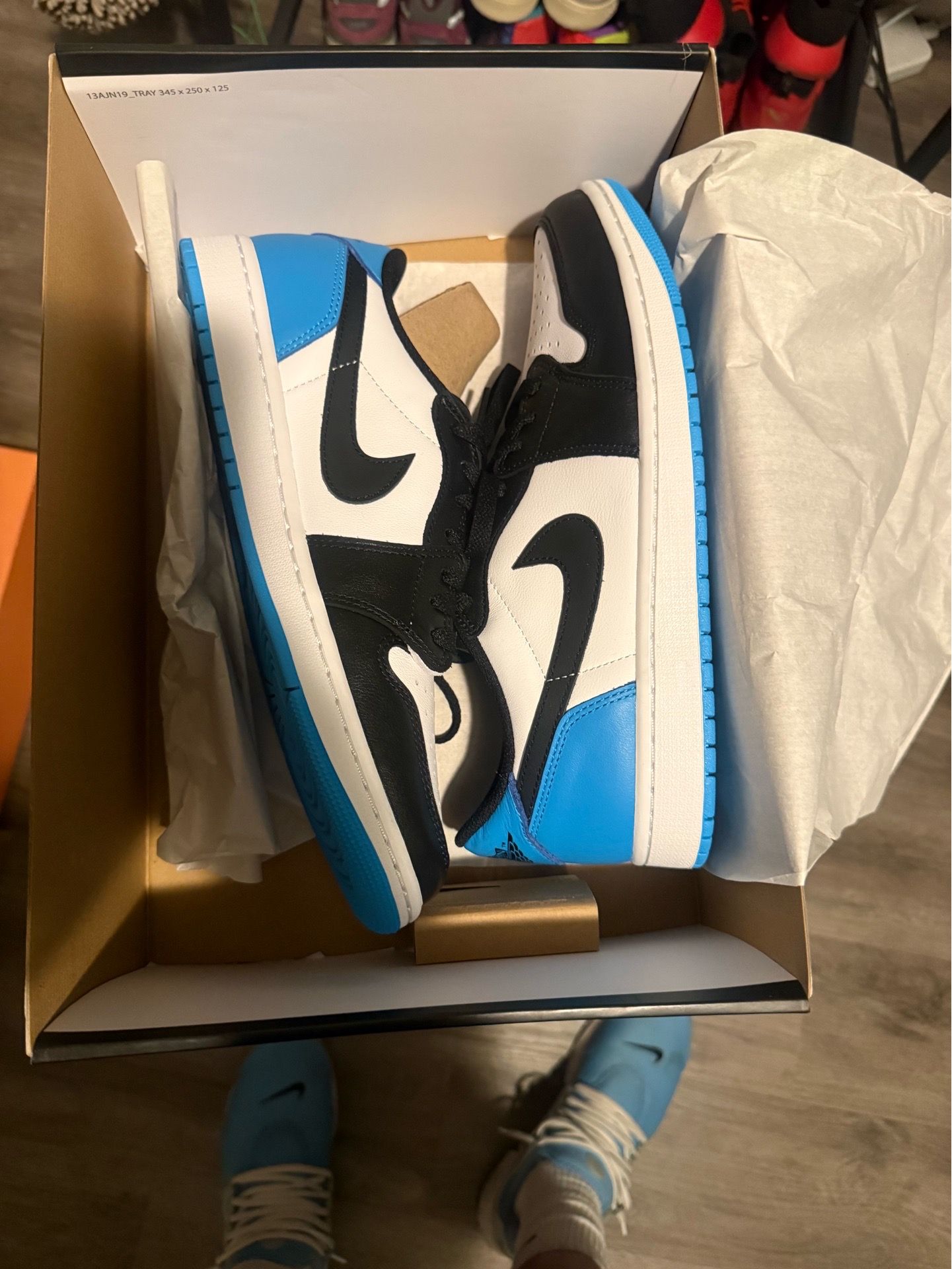 Jordan 1 low powder blue
