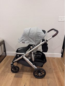 UPPAbaby Vista Travel System + Nuna PIPA Bundle – Excellent Condition – Complete Package