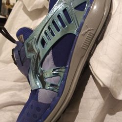 Blue Puma disc system men's size 9 and 1/2.. 80 bucks online located at Jones in Washington