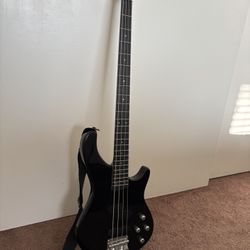 Donner Electric Bass Guitar 