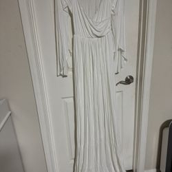 Women’s White Dress