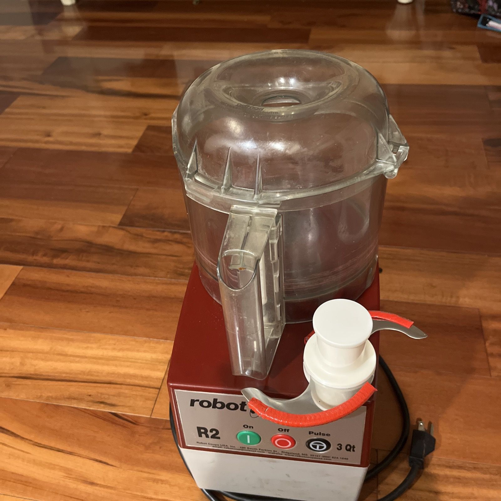 Robot Coupe R2 N Commercial Food Processor With Bowl /lid/BRAND NEW S Blade!