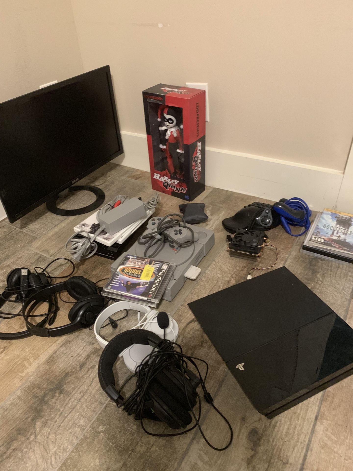 Computer/wii/playstations/ headphones