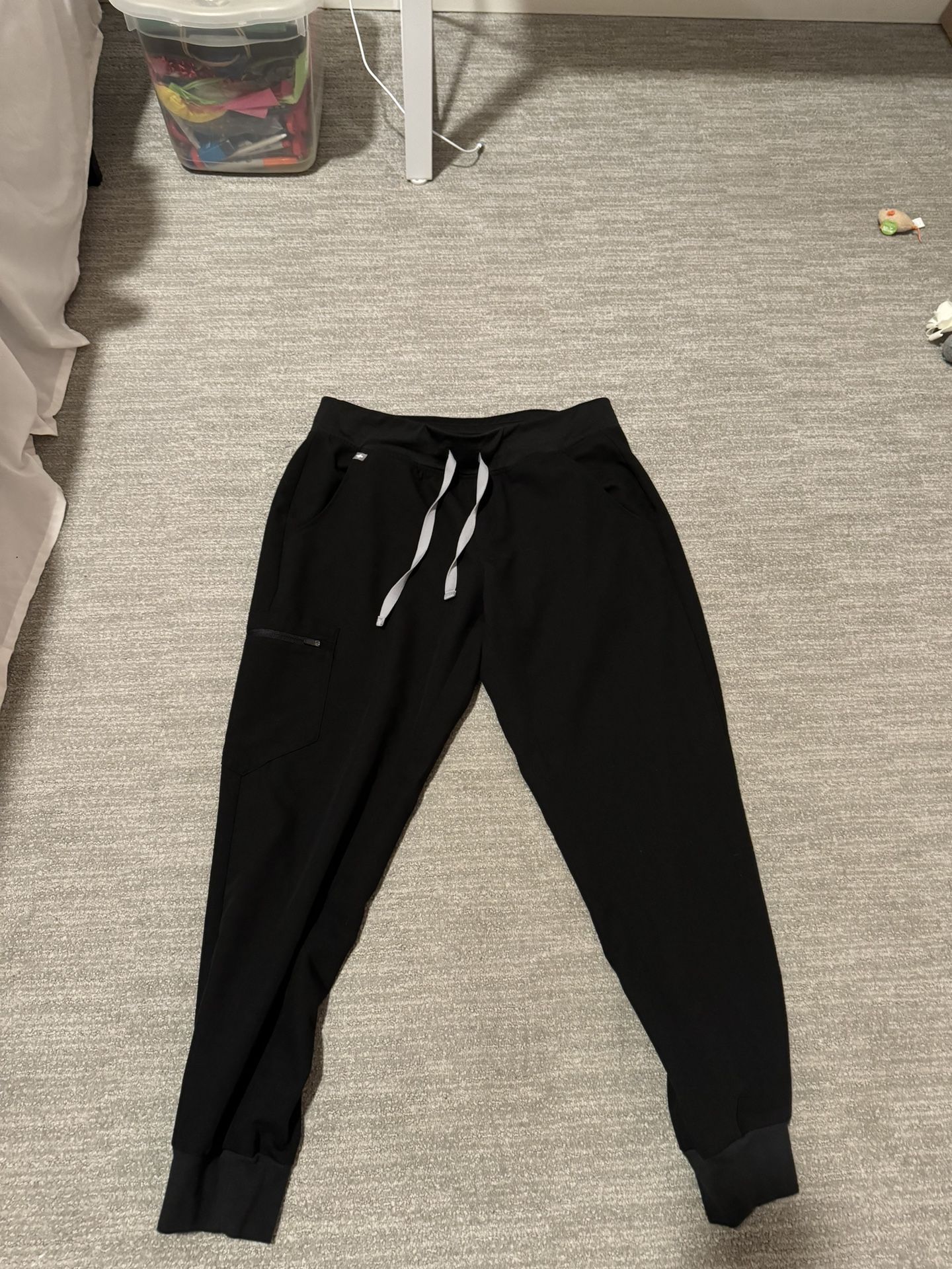 Figs Medium Petite Size Jogger Scrub Bottoms