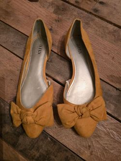 Women's sz 7.5 flats $10