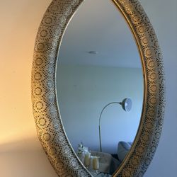 Marquise mirror