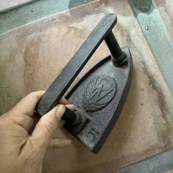 Antique cast Iron "WP N5" Iron