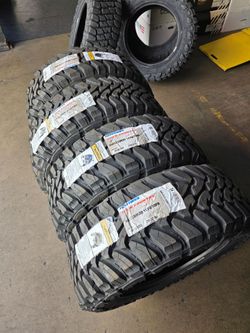 35x12.50R20 Toyo MT Open Country