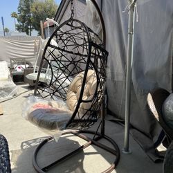 Wicker Egg Swing