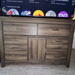 Mirrored Dresser And 2 Nightstands 