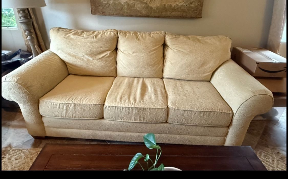 Free Large, Three Seater Sofa From Bassett Pale Yellow Color