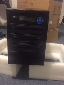 DVD duplicator