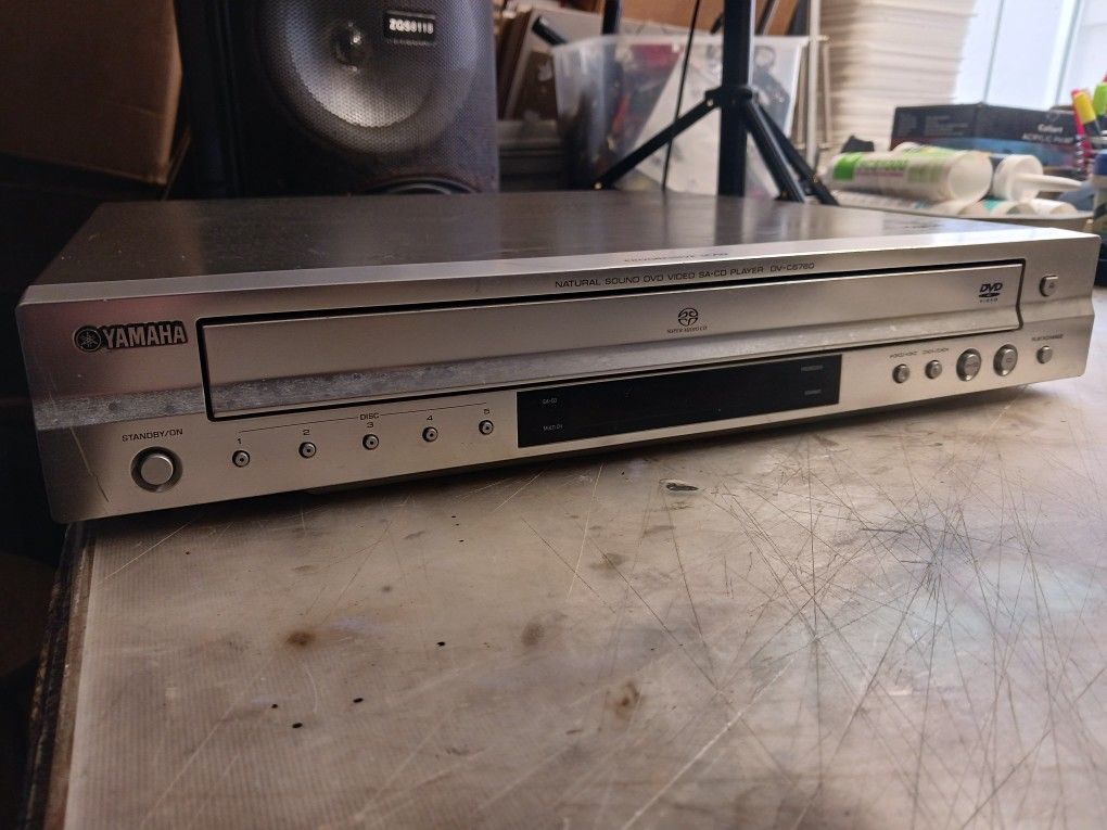 YAMAHA Audio System 5-disc Changer 