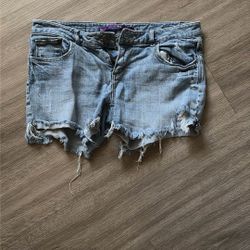 C Pink Size 7 Denim Cutoff Shorts 