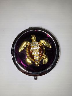 Compact Pocket Mirror with Raised Turtle on top