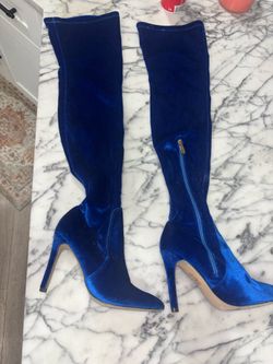 Cape Robbin Blue Velvet Thigh High Boots Size 6.5