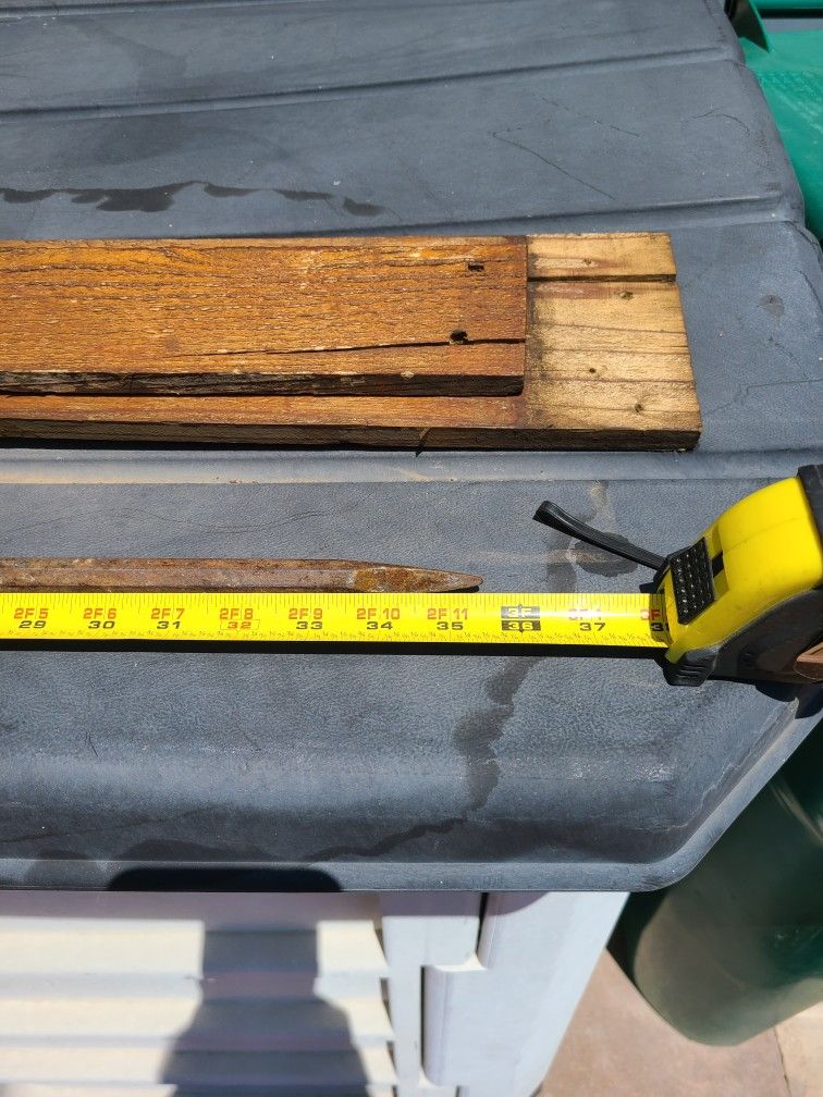 36 Inch long Spike Crow Bar