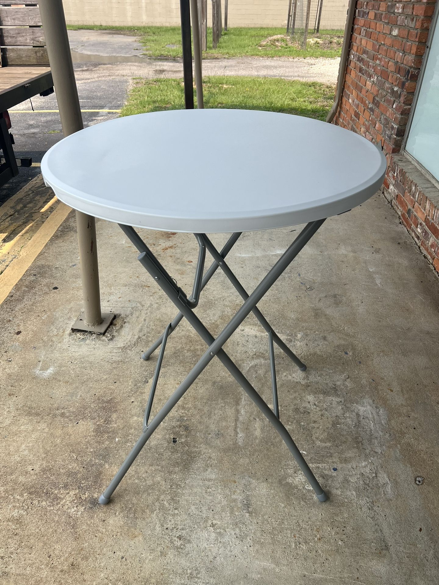New 31" Round High-Top Folding Table, White