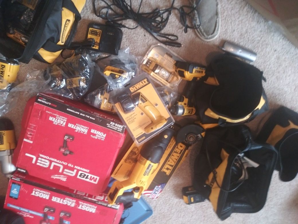 Brad new Milwaukee toos & DeWalt