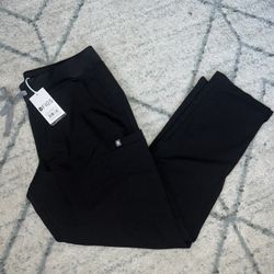 FIGS NWT Women’s Black Scrub Pants Yola Skinny Medium Petite M/P