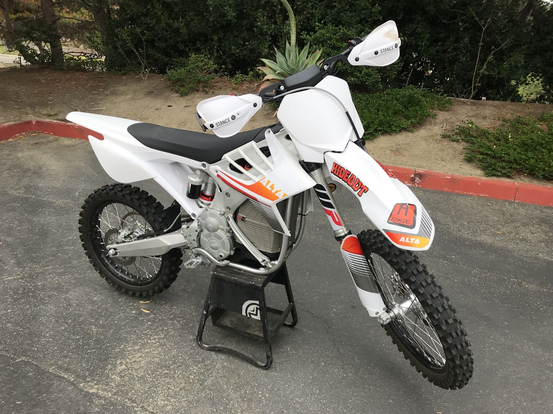 2018 ALTA Redshift MXR LAST CHANCE for Sale in San Clemente CA