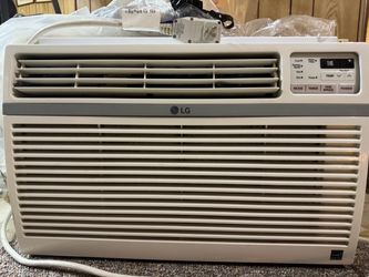 Air Conditioner LG 12000 BTU Window AC + Free Household Items