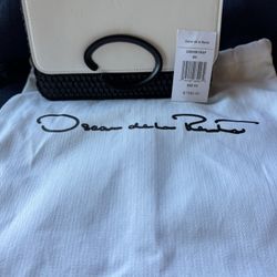 Oscar Del a Renta cross body