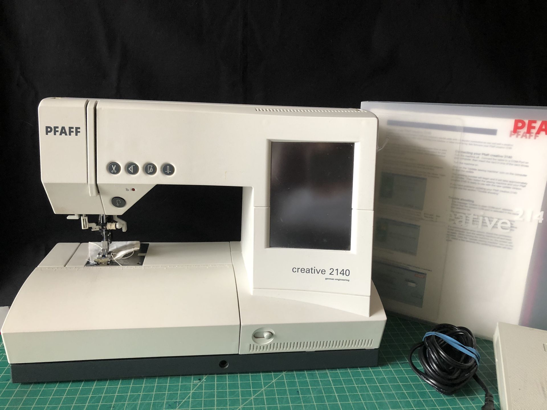 Pfaff 2140 sewing machine/ embroidery attachment for Sale in Duvall, WA