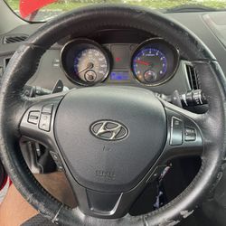 2012 Hyudani Genesis 