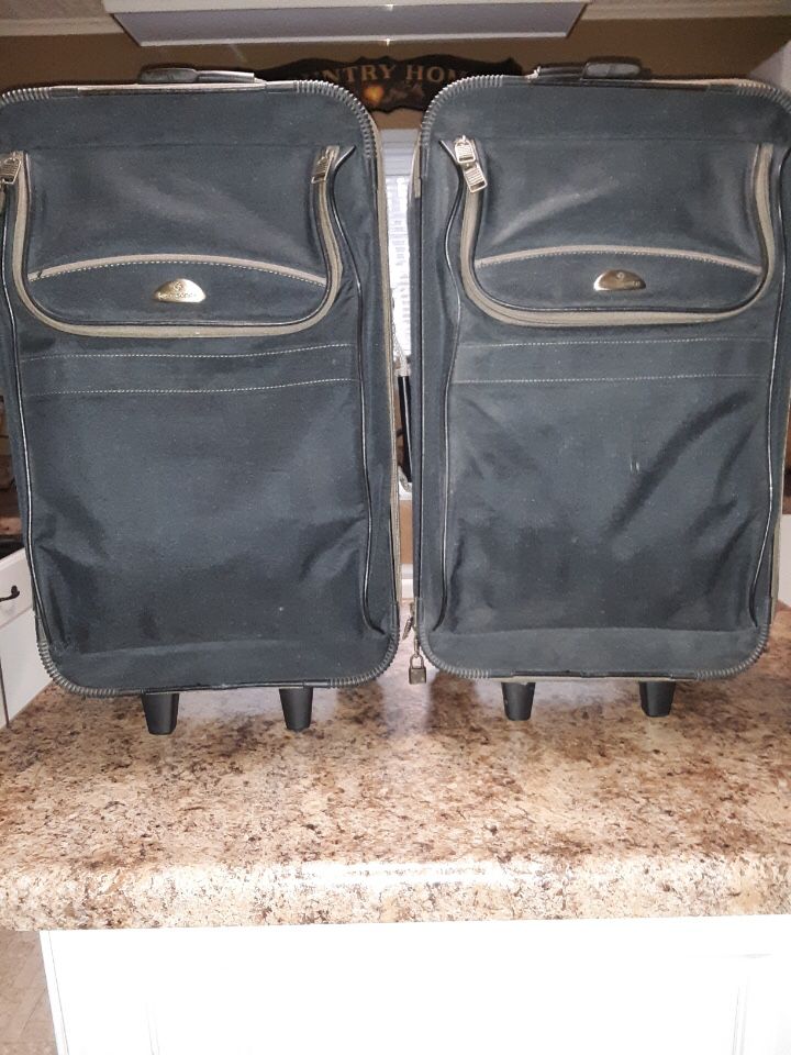Samsonite rolling luggage for Sale in Concord, NC - OfferUp