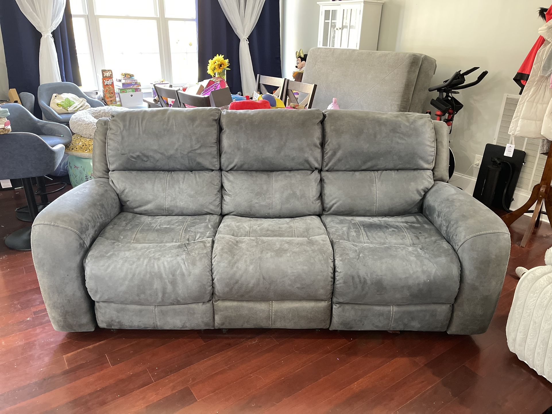 Recliner Sofa