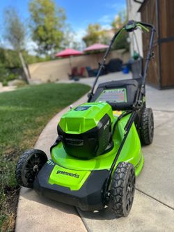 Greenworks 48V 21-inch Self-Propelled Lawn Mower